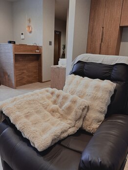 イヴ(eve.)/リクライニングでゆったりと♪