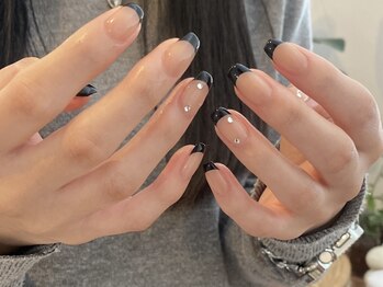 アルナイズネイル(Arnaiz nail)/黒フレンチネイル