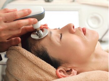 シュリー(Sriii)の写真/【目の疲れ・くま・重さ改善】温熱インディバ×アロマフェイシャル