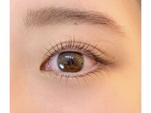 クロエ(Chloe)/ナチュラルにパッチリ目元に