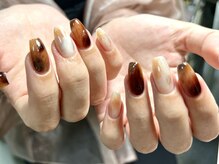 桜ネイルサロンの雰囲気(大人の秋冬ネイルもおまかせください♪)