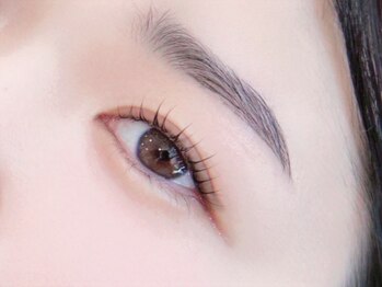 フィオブロウ 姫路飾磨(fiio brow)/《美眉/眉毛/アイブロウ/姫路》