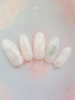 ペティアン エトワール アイラッシュアンドネイル(PETILLANT etoile)/定額コース¥5900NEWデザイン