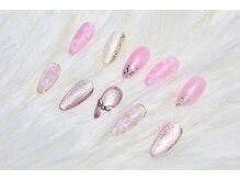 ネフェル(Nefel)/