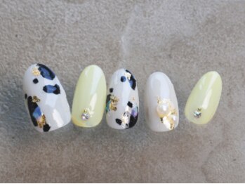 ベルル(Bellulu)/4月【定額ネイル】