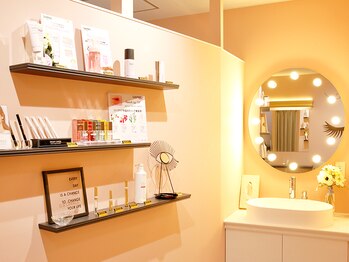 アイマジック 新宿南口店(EYE MAJIC)/ゆったり使える広々洗面スペース