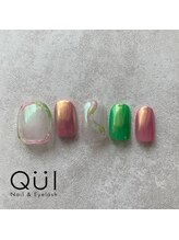 クワイ(Qui)/オーロラミラーネイル