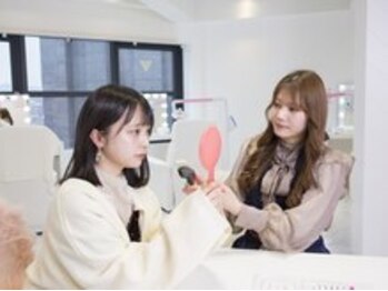 エクシアホワイトニング 高崎店/希望の色味をお伺いします♪