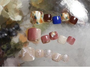 クレアラルーチェ 西条店(Crea la Luce)の写真/選べる定額ネイル【シンプル系￥4900/プチアート系￥5900/トレンドデザイン系￥6300】デザイン300種類以上