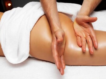 ナチュラル 池袋(Natural)の写真/★ヒップ/太もも/ふくらはぎ/足裏/骨盤底筋ヨニフェムケア 70分 ¥16,000 ⇒ ¥8,990 オイルリンパマッサージ