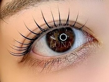 ルナブラン 新大阪センイシティー店(LUNA BLANC)/フラットラッシュ