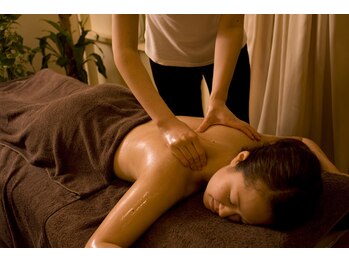 リラクゼーションサロンフゥ アピタ磐田店(HUUU)/女性限定の全身アロマオイル♪