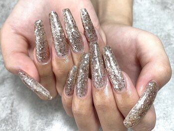 ポニー(PONY)の写真/縦長美爪が叶う長さ出し◆美シルエットで細見えする指先に♪フォルム形成×デザイン力にこだわって満足度◎