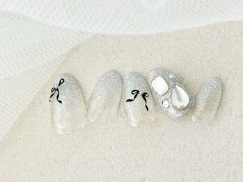 リベレ(LIBELLE)/シルバーラメ/リボン/韓国ネイル