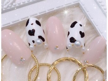 ネイルサロン リベルテ(Nailsalon LIBERTE)/ダルメシアン柄ネイル