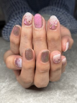 ネイルエリザベス(Nail Elizabeth)の写真/ネイルサロンが初めての方でも、リラックスできる空間をご用意♪施術中は、こまめにお声がけしております☆