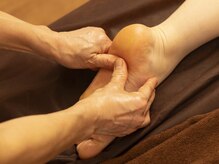 ミント(mint)の雰囲気（足裏から指先までオールハンドでしっかり施術致します。）