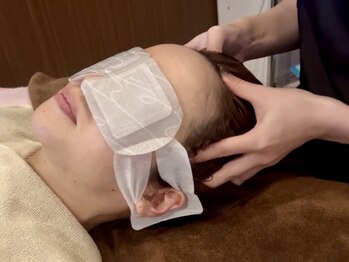 ブリジェビューティーサポート(Brije Beauty Support)の写真/【限定クーポン多数ご用意◎】当店自慢のドライヘッドマッサージでお顔のたるみ改善！小顔効果にも♪