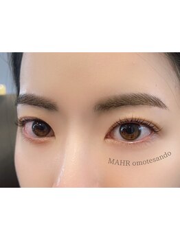 ナチュラル上品な目元にしたい