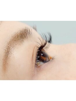 目の形にあったエクステ提案が得意