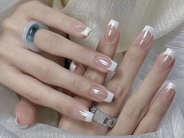 フレンチネイル