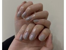 ハンドワークネイル(handworknail)/透明感あふれるミラーネイル