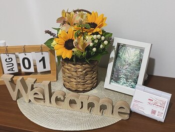 テマモリ(temamori)/素敵なお花がお出迎え