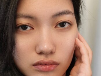 アリュール(ALLURE)の写真/【眉毛の達人認定スタッフ対応】“素材美”を引き出すあなた専用の眉デザイン◎土台となる自眉を活かします