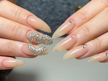 ビビアン(Vivian)/韓国ワンホンネイル