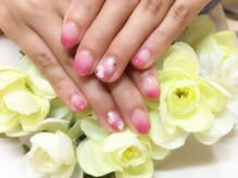 プルミエ ネイル(Premier Nail)/カラグラ☆手描きフラワー