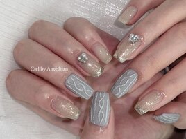 キラキラニットネイル