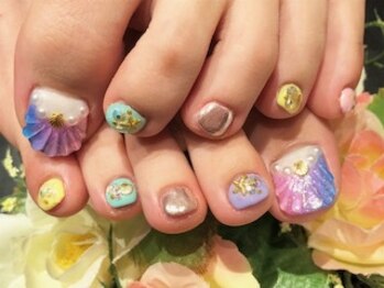 ネスト(Nest)/人魚の鱗ネイル