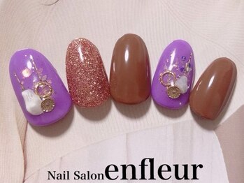 ネイルサロン アンフルール/