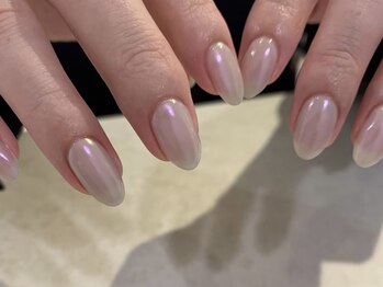 クルネ(QULNE)/オーロラネイル/白