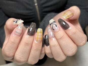 アルファシャルル 那覇 おもろまち(α.chalulu)/推しカラーデザイン♪/ライブ