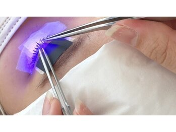 アイシア(Eyecia)の写真/常識を覆すLEDエクステ◎長持ち力で、いつでも美しいまつげをキープ！