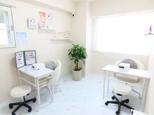 シエルナ(Cielna)の雰囲気（白を基調とした清潔感ある店内でゆっくりとお過ごしいただけます）