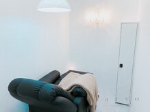 arvo足利店 マツエク/LED/まつ毛パーマ/眉毛・アイブロウの雰囲気(完全個室で周りを気にせずお過ごしいただけます)