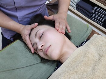 猫の手/施術【整体+矯正】