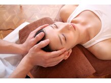 ビコツゼロ 青山(BIKOTSU ZERO)/施術風景　小顔/顔の歪み/猫背