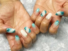 スーン(S∞N)/ブルーネイル