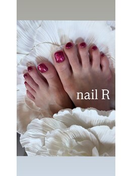ネイルアール(nail R)/赤いフットネイルです♪