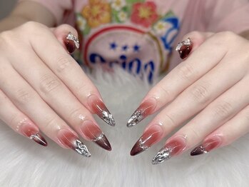 エクラネイル 長堀橋駅前店(Eclat Nail)の写真/トレンドパーツを豊富にご用意♪豊富なカラーと組み合わせてワンランク上のトレンドデザインへ◎