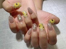 アムザ(amthe)/ひまわりネイル