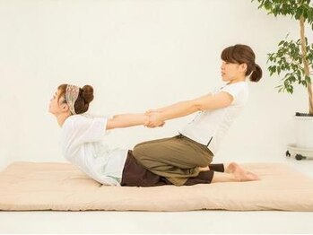 ネフィティティ(nefeetity)の写真/【本場で学んだ世界の施術】流す＋ストレッチで痛気持ちいい♪じっくり疲れを癒したい方におすすめ◎