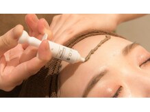 スリー(T.h.r.e.e.)の雰囲気（次世代ハーブピーリング★全ての有効成分を拭き取らず入れ込み！）