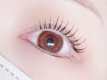 ガレリア ビューティー 桑名店(GALLARIA Beauty)の写真/《木土20時まで営業》エクステの種類豊富にあり♪お顔立ちや雰囲気に合わせてデザインをご提案いたします◎