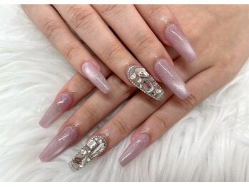 ルノン 獨協大学前店(LUNON)/マグフラッシュ×埋め尽くし