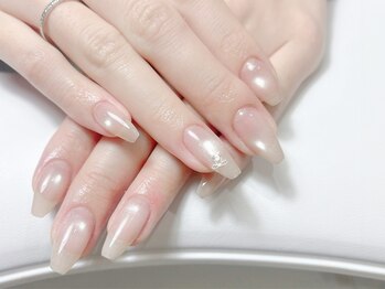 Nail salon LUMIERE 目黒/ネイル/パラジェル/持ち込み/ワンカラー/フィルインの写真/自爪のお悩みを丁寧にケア!スカルプで美しい指先を手に入れ、あなたの魅力を引き出す長さ出しネイルを♪