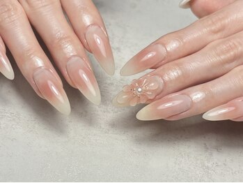 リフラ チャヤ(Li-Fra CHAYA)の写真/《理想を形にする、上質な長さ出し》スクール併設サロンの技術で、フォルム/艶/強度にこだわった仕上がりを